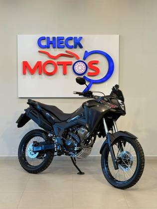 HONDA XRE 300 SAHARA HONDA XRE 300 SAHARA